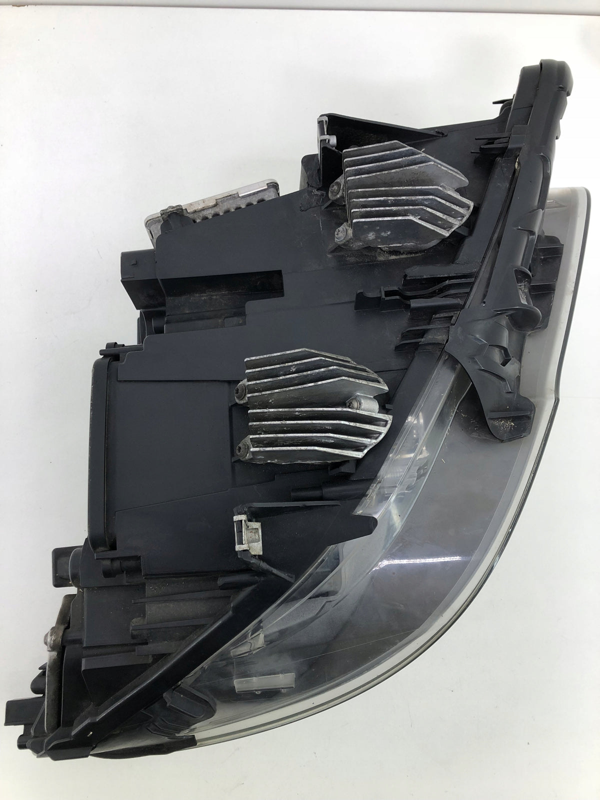 BMW 5-serie F07 GT – venstre adaptiv xenon-forlygte, EU, 7199613 – skadet/repareret hus – billede 4