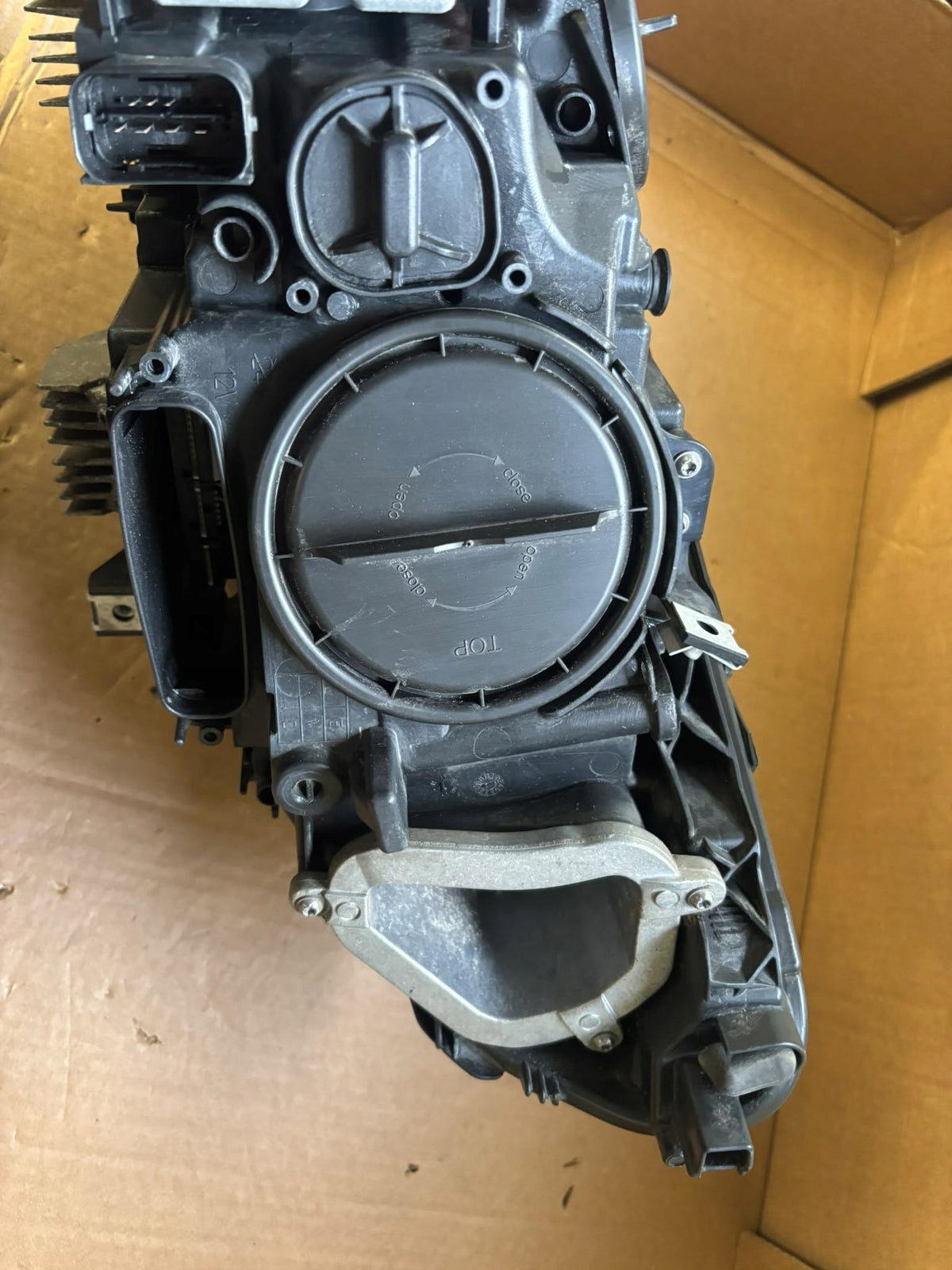 BMW 5-serie F07 GT – højre adaptiv xenon-forlygte, EU, 7199614 – mangler modul – billede 3