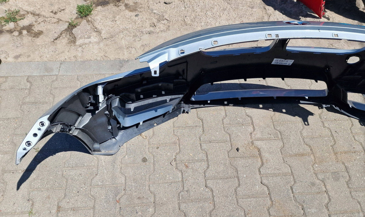 BMW M4 F82 – forkofangerskal med PDC-huller, 8054290 – repareret – foto 4