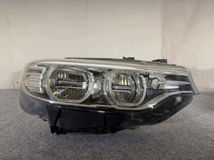 BMW M4 F82 – højre LED-forlygte, EU, 7408484-01 – uden komplet bestykning