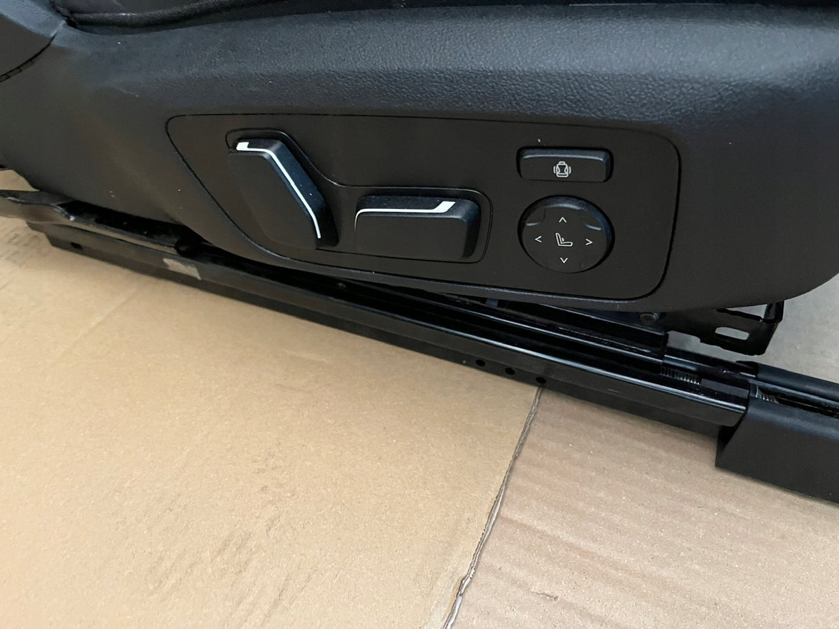 BMW X4 M F98 LCI 2024 – sort M-sædesæt med dørpaneler, konsol og modul – foto 3