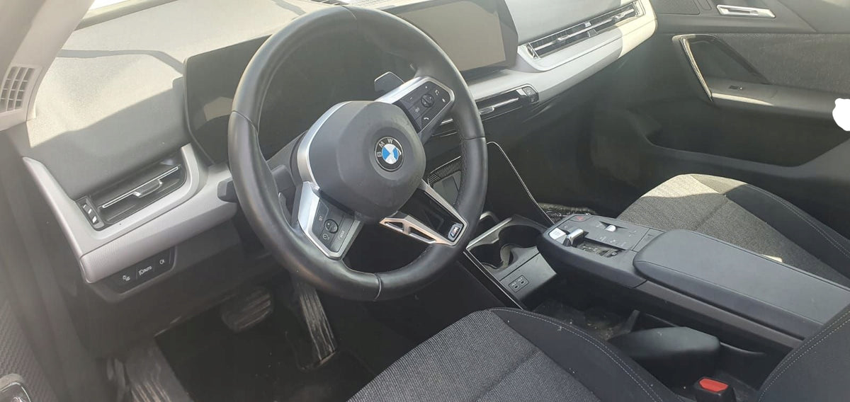 BMW X1 U11 – sædesæt i mørkt stof, forsæder og bagsæde, EU