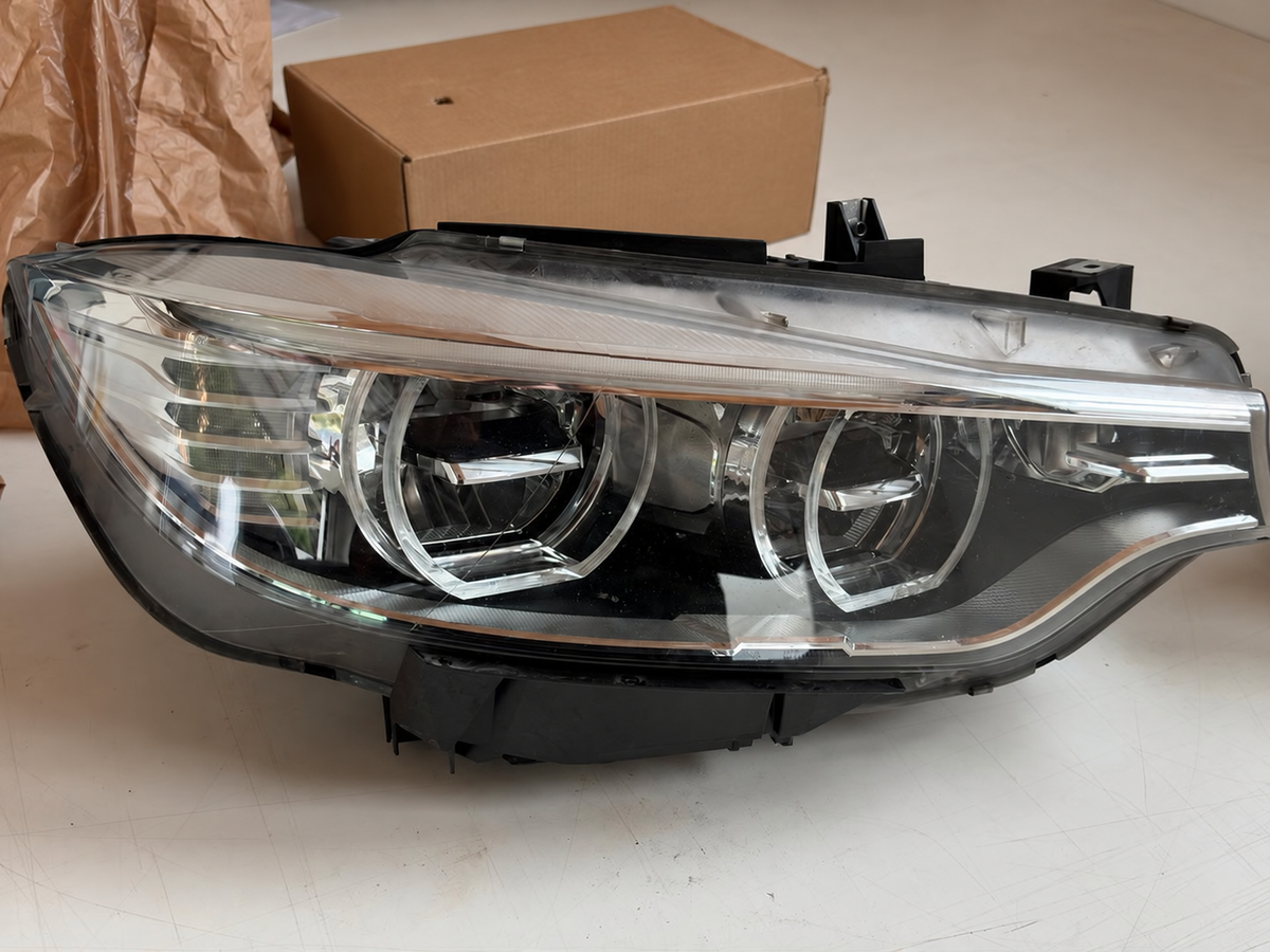 BMW F32 før LCI – adaptivt LED-forlygtesæt 7460619/620, 10-pin DE – foto 2