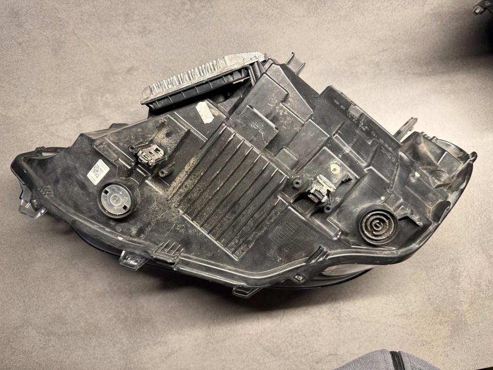 BMW F32 LCI – LED-forlygtesæt uden adaptiv, omforsegling og husforbehold – foto 9