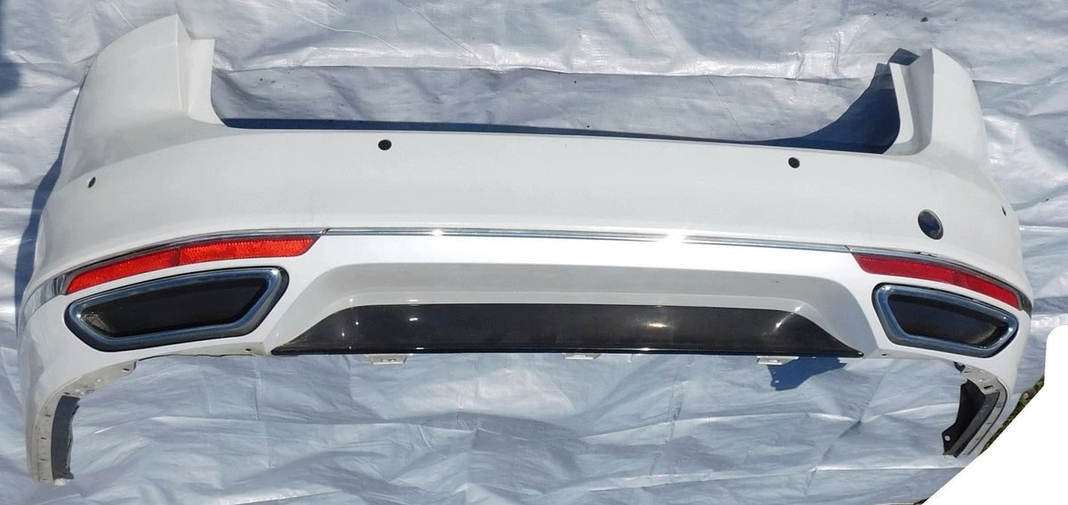 VW Passat B8 2018 Variant R-Line – bagkofanger, 4 PDC, uden sensorer