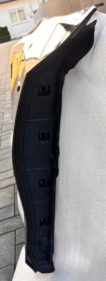 BMW G20/G21 – grå venstre forskærm med M-emblem, fra G21 M340d 2021 – foto 3