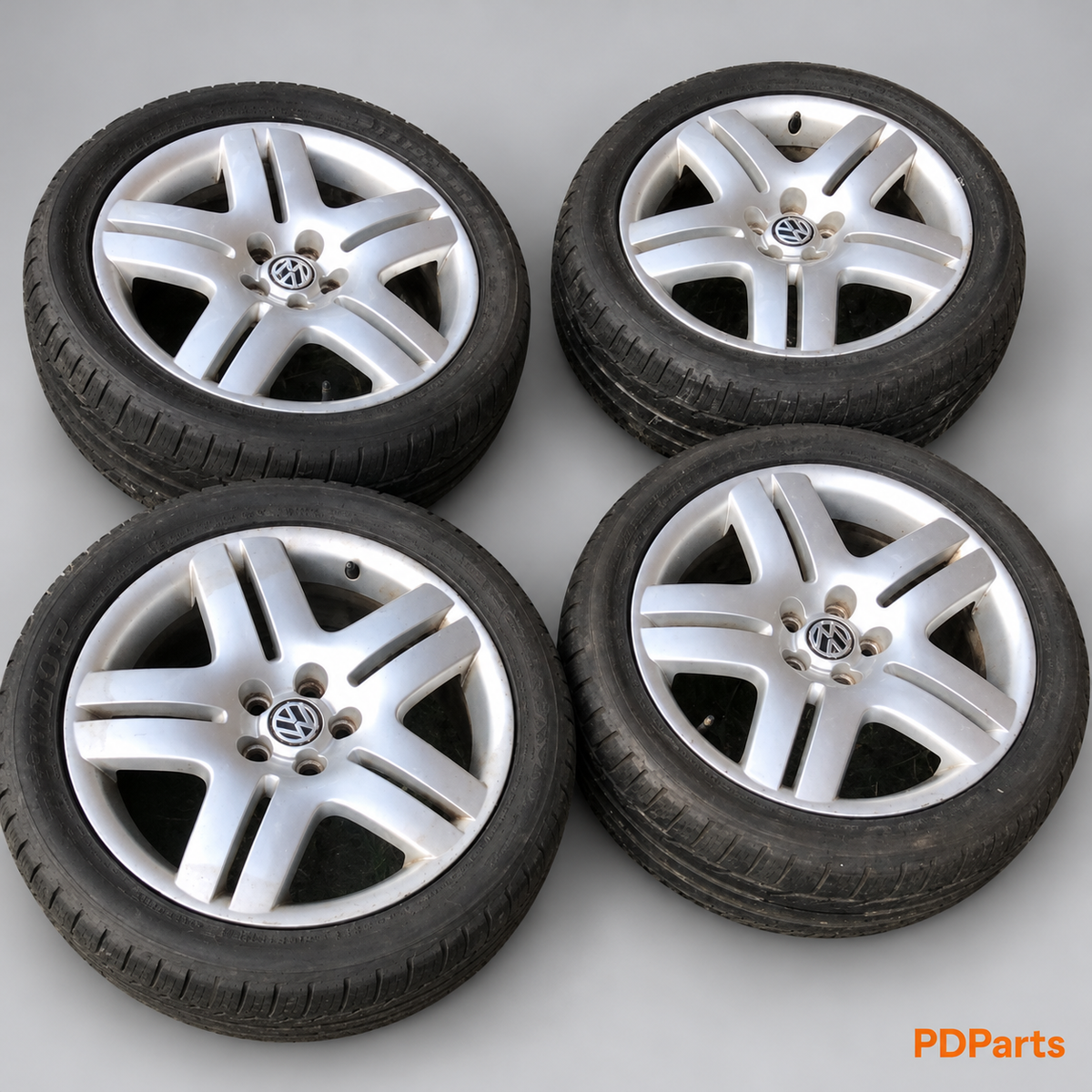 VW Long Beach 17″ – 1J0601025AB – 4 originale brugte fælge