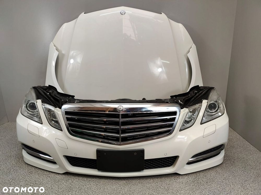 Mercedes E-Klasse W212 – komplet Avantgarde-front med bi-xenon