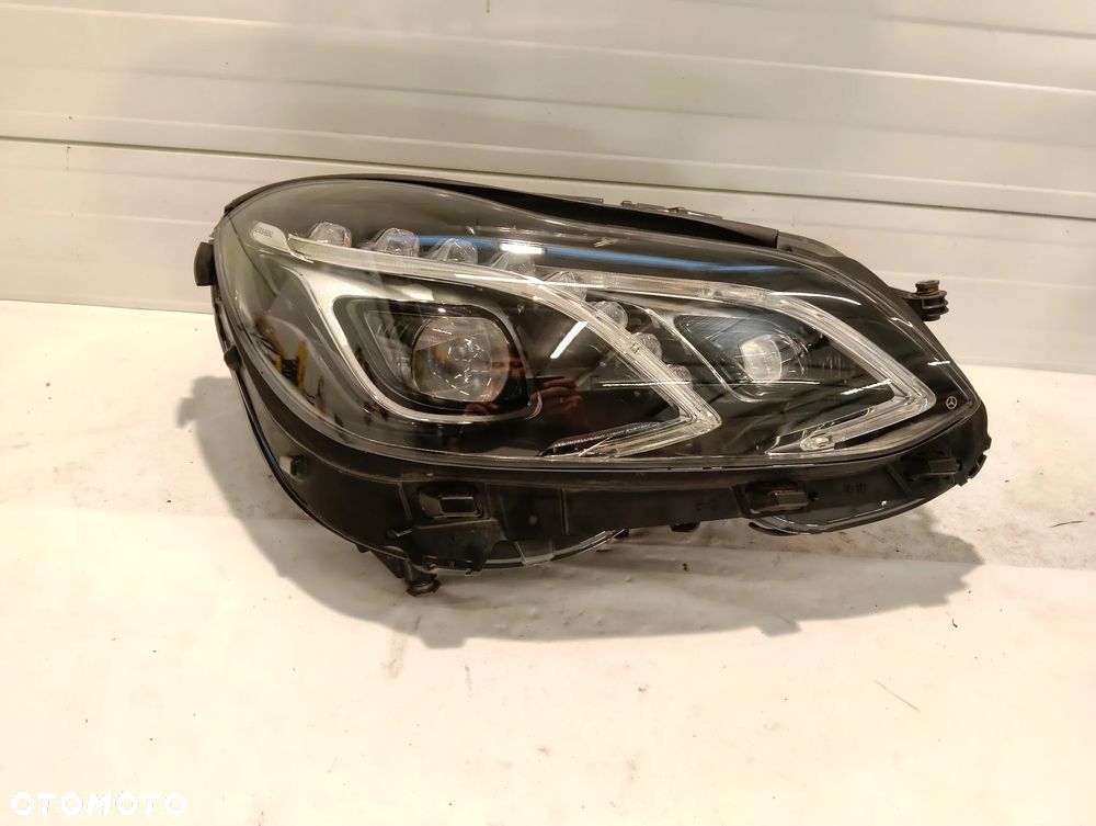 Mercedes E-Klasse W212 facelift – højre ILS LED-forlygte