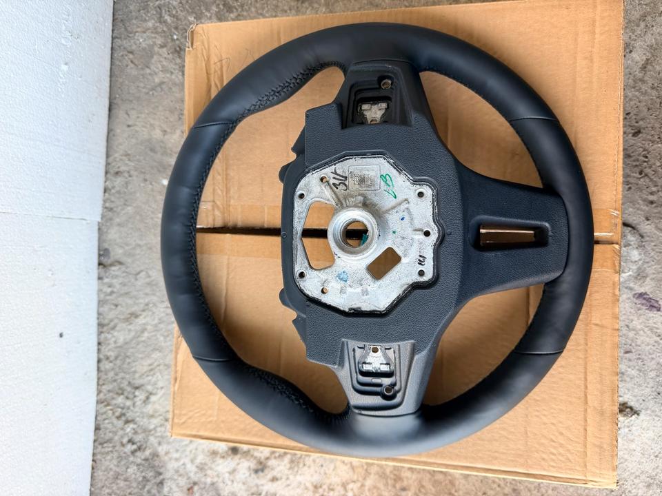 BMW G20/G21 – original læder-ratkrans 32308746693, uden airbag og knapper – foto 3