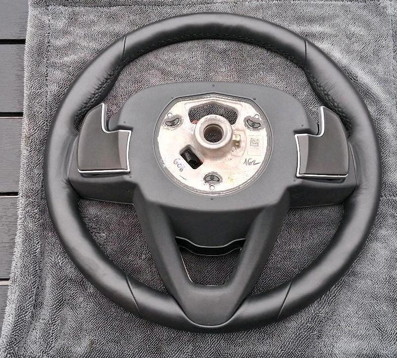 BMW G20/G21 – sportsrat med varme, vibration og skiftepadler, uden airbag – foto 4