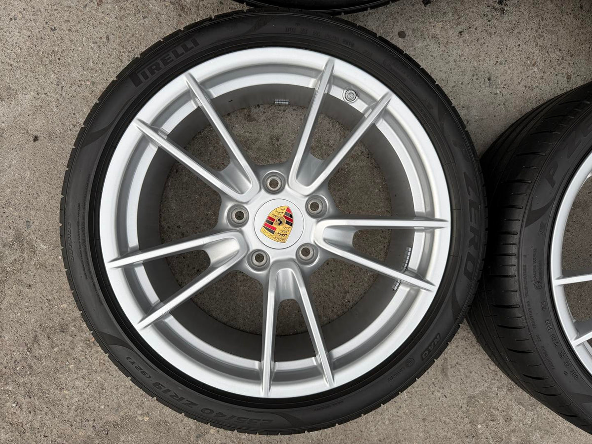 Porsche 911 Carrera 992 19/20″ originale fælge – sæt med 4 – dæk på billedet medfølger ikke – foto 3