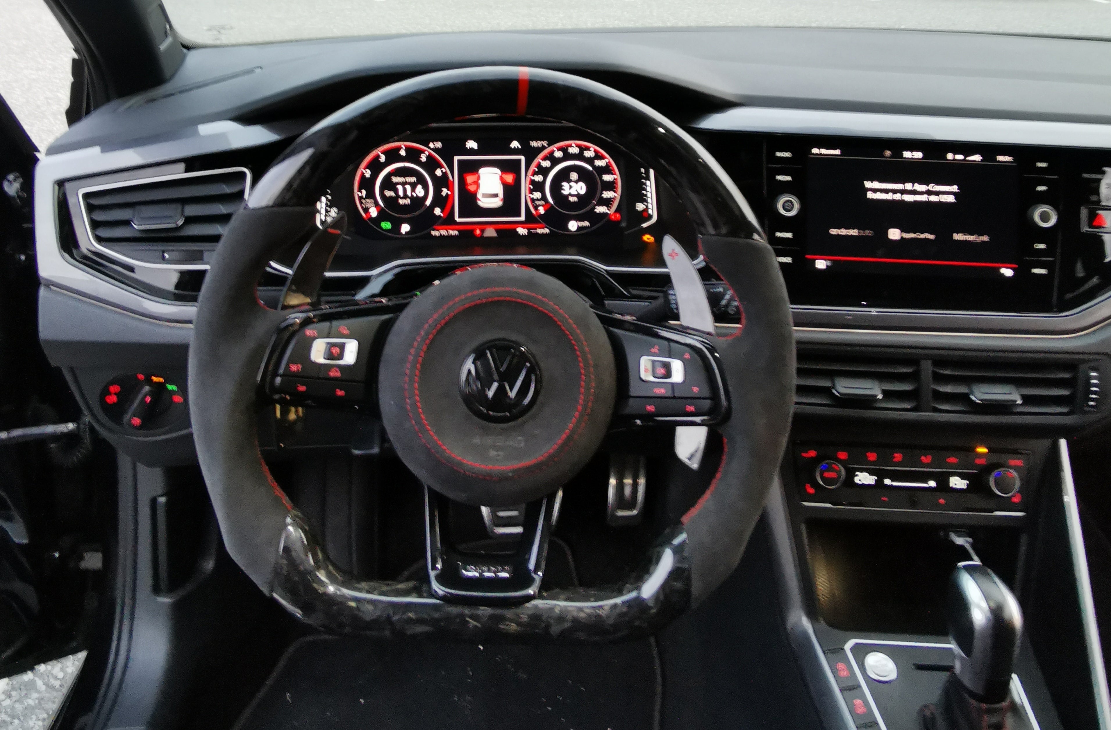 VW GTI Forged Carbon Rat